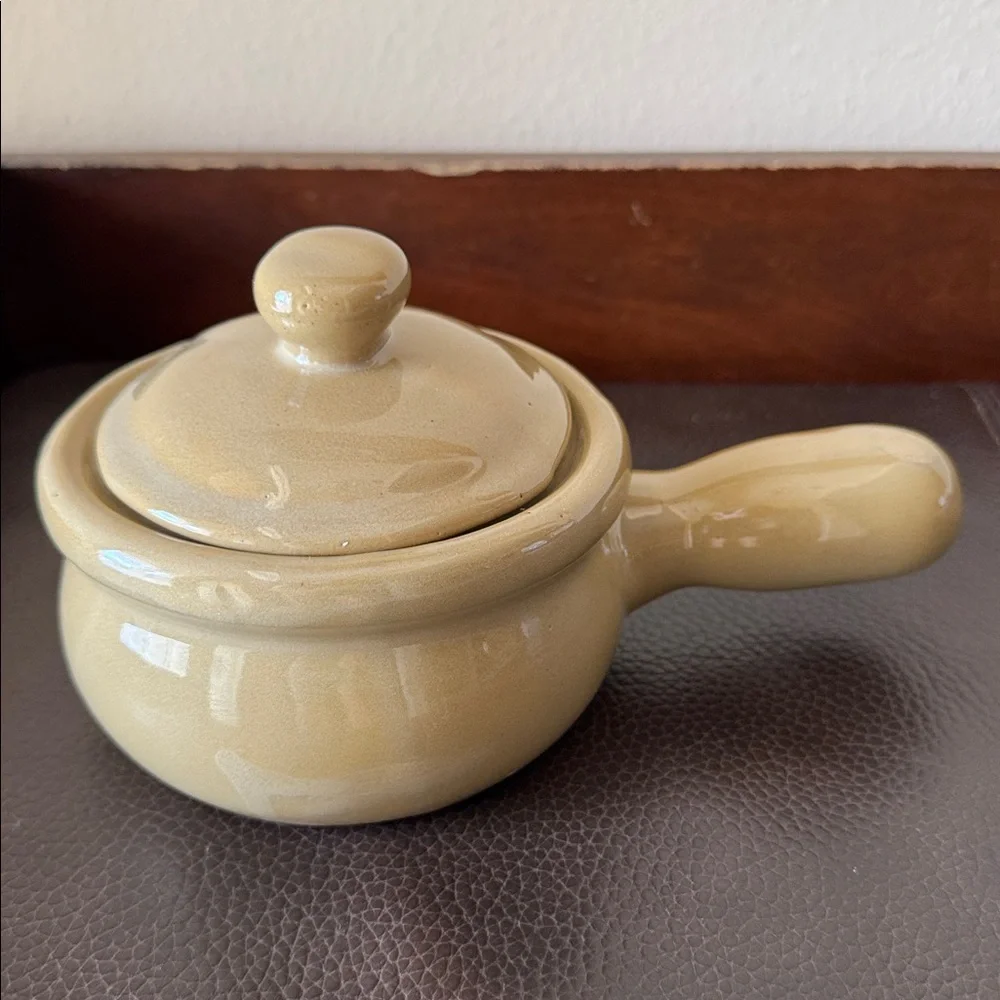 Vintage Ceramic Glazed Beige Pot Bowl w/Handle for Soup, Casserole or Beans